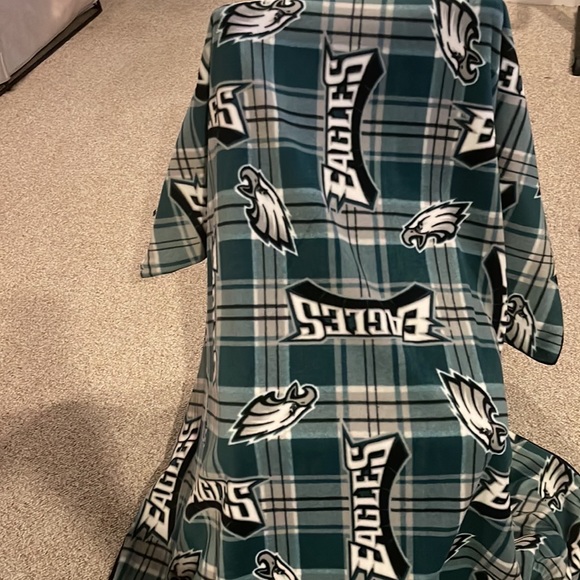 Custom Made Blanket Eagles 57x80in long nice blanket fleece - Picture 4 of 4